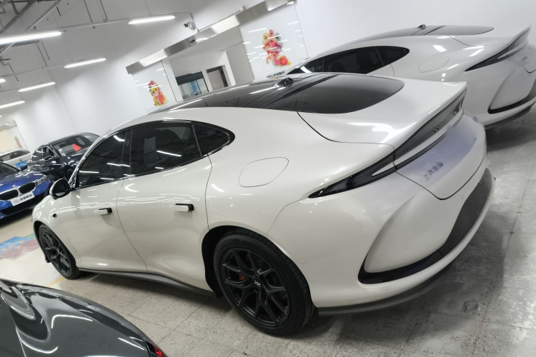 智己汽车 智己L6 2024款 Max 超强性能版车身外观6003