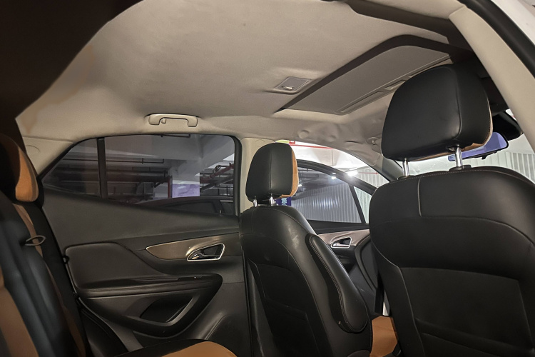 别克 昂科拉 2015款 1.4T 自动两驱都市领先型中控内饰7009