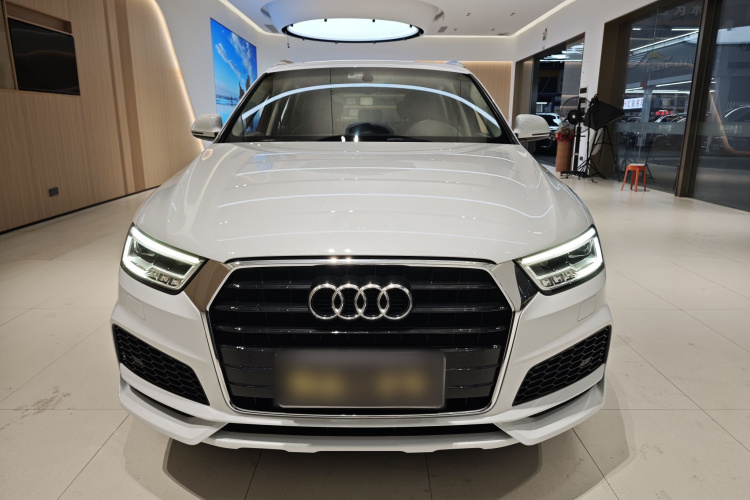 奥迪Q3 2018款 30周年年型 35 TFSI 运动型车身外观6001