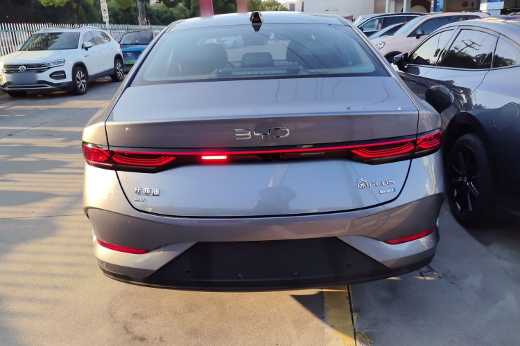 比亚迪 秦PLUS 2025款 EV 智驾版 510KM领先型车身外观6004