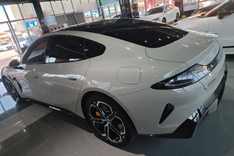 小米汽车 小米SU7 2024款 四驱超长续航高阶智驾Max版车身外观6003