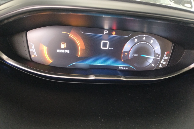 标致5008 2017款 380THP 5座精英版局部细节14