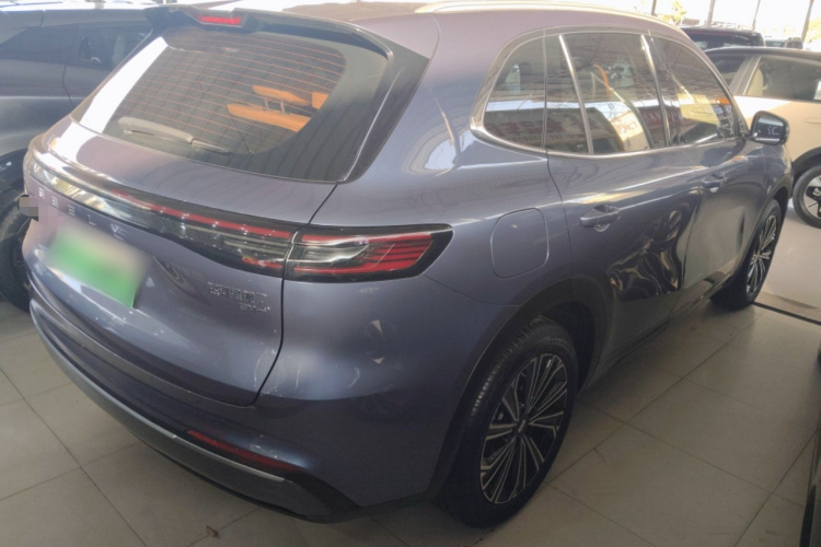 吉利银河 银河星舰7 EM-i 2025款 120km 领航版车身外观6005