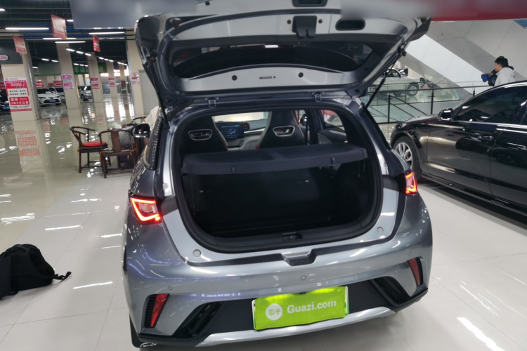 比亚迪 海豚 2021款 405km 时尚版机舱底盘23