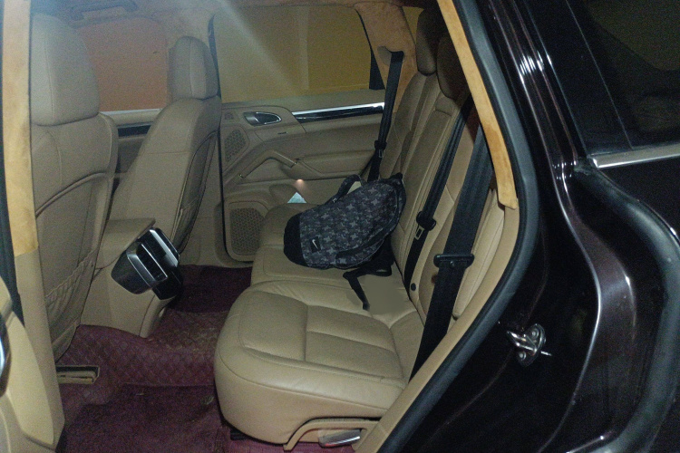 保时捷 2015款 Cayenne 3.0T中控内饰7004