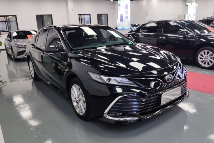 丰田 凯美瑞 2021款 2.0G 豪华版车身外观3