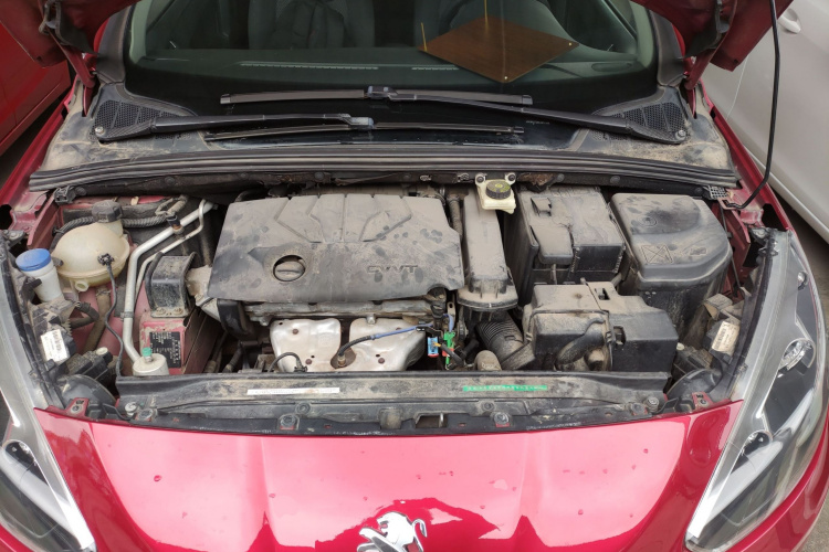 标致308 2014款 乐享版 经典 1.6L 自动优尚型局部细节24