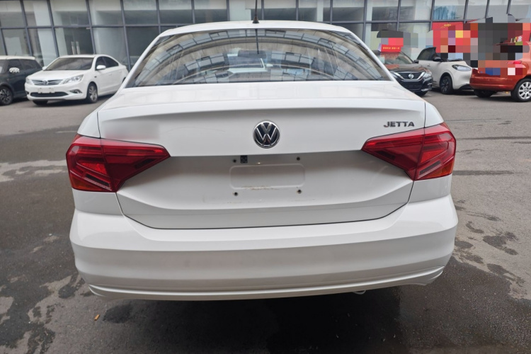 大众 捷达 2017款 1.4L 手动时尚型车身外观6