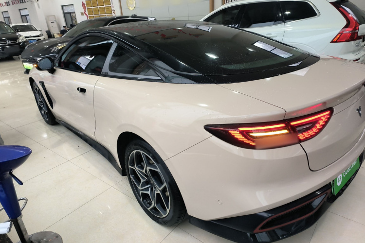 哪吒汽车 哪吒GT 2023款 560车身外观4