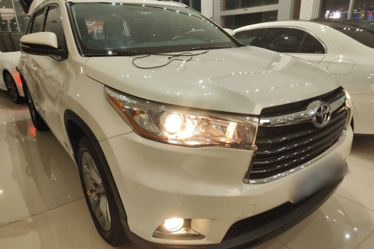 丰田 汉兰达 2015款 2.0T 四驱豪华版 7座车身外观6002