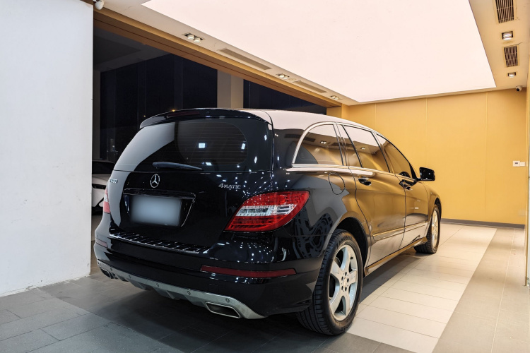 奔驰R级 2014款 R 320 4MATIC 豪华型车身外观6013