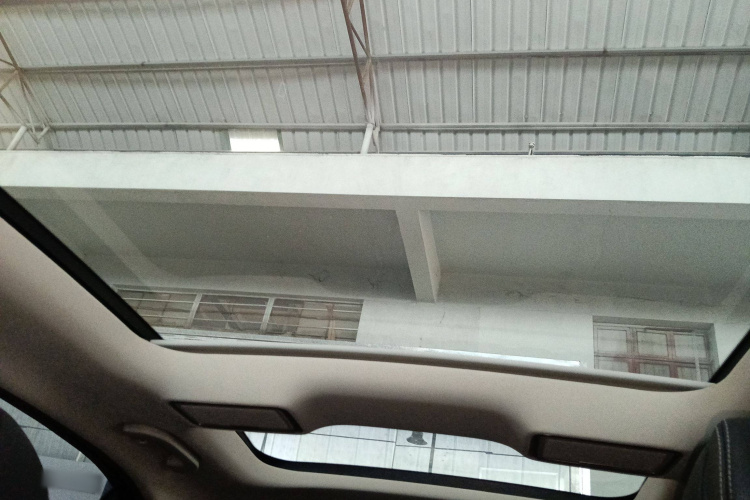 奔驰C级 2021款 C 200 L 时尚型运动版中控内饰22