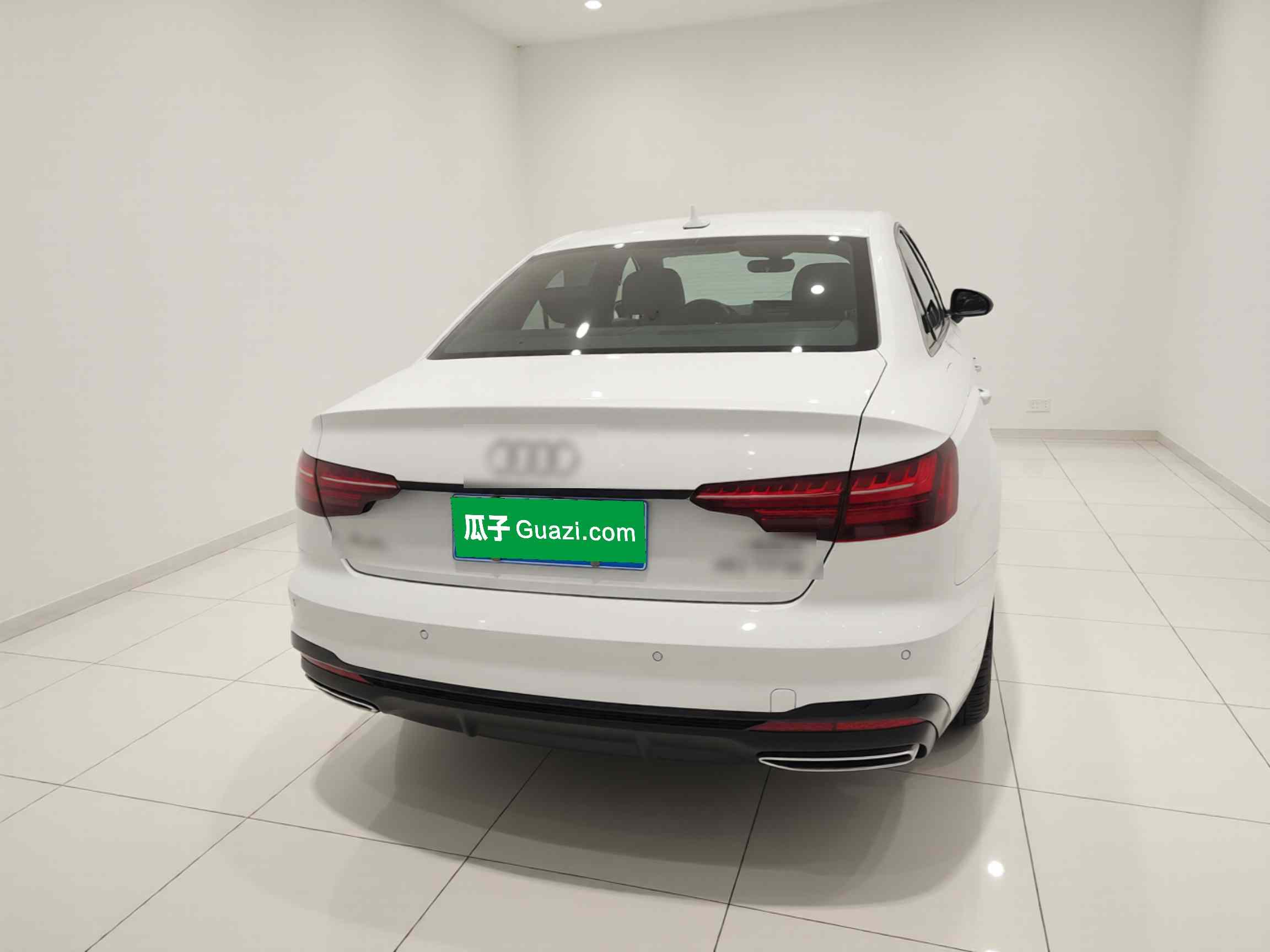 奥迪A4L 2024款 40 TFSI 豪华动感型(4)
