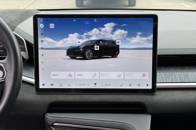 极氪001 2023款 WE版 86kWh局部细节9006