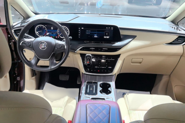 别克GL8 2022款 ES陆尊 653T 豪华型中控内饰7002