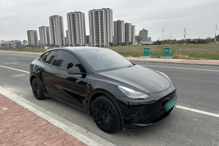 特斯拉 Model Y 2022款 后轮驱动版车身外观6005