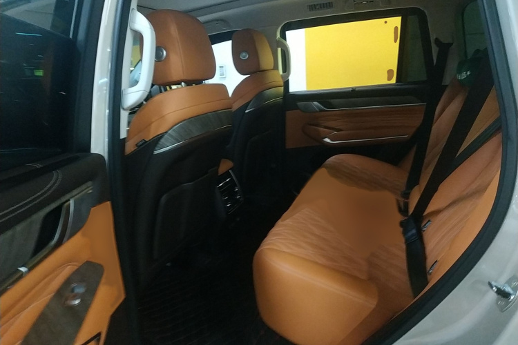 坦克500 2022款 3.0T 商务版 造境型 5座中控内饰7004