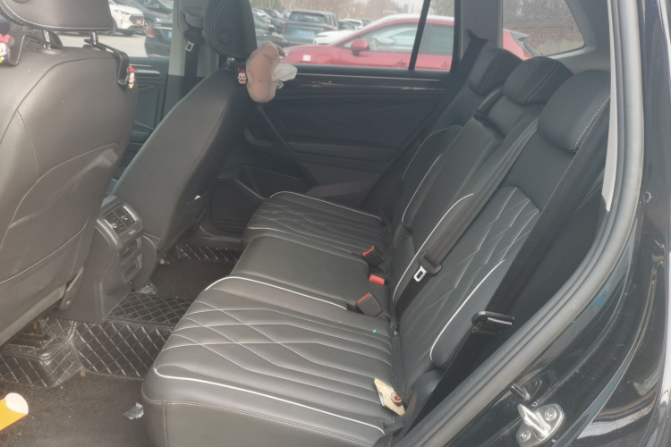 大众 途观L 2024款 330TSI 自动两驱智享版中控内饰21