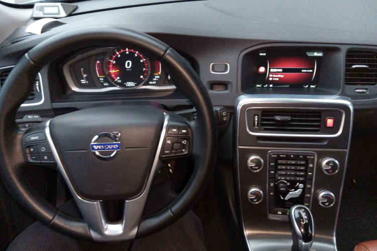 沃尔沃V60 2015款 T5 智雅版中控内饰7002