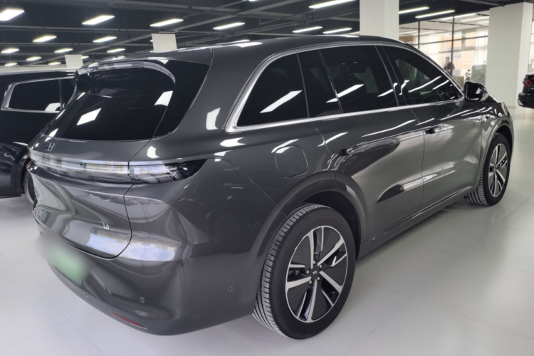 理想汽车 理想L6 2024款 Pro车身外观7