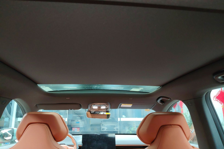 深蓝汽车 深蓝S07 2023款 200Max增程版中控内饰22