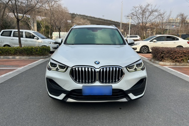 宝马X1 2021款 sDrive20Li 时尚型车身外观6001