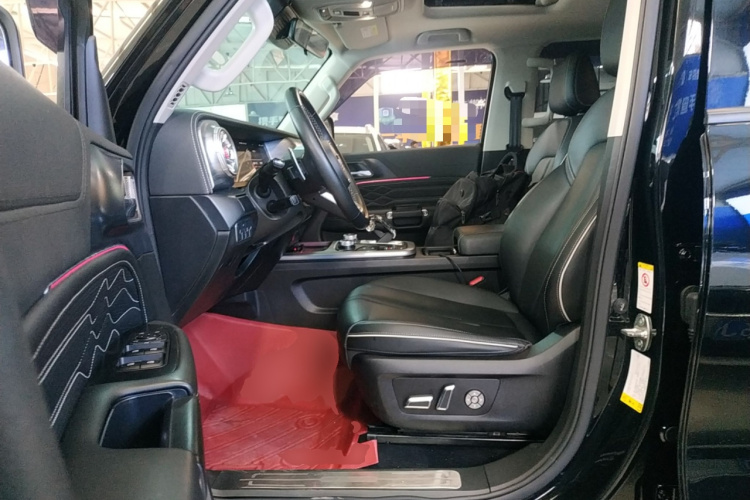 坦克300 2021款 越野版 2.0T 征服者局部细节19