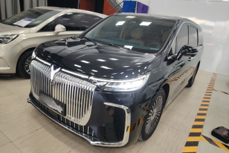 岚图汽车 岚图梦想家 2025款 PHEV 四驱尊贵鲲鹏版