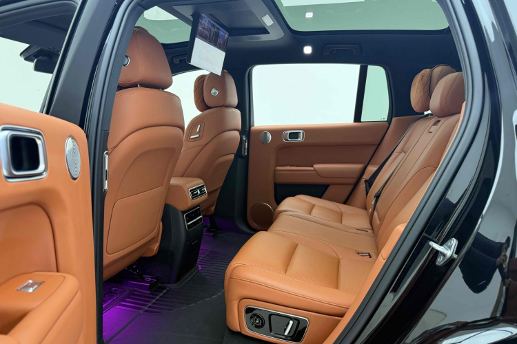 理想汽车 理想L7 2023款 Max中控内饰7003