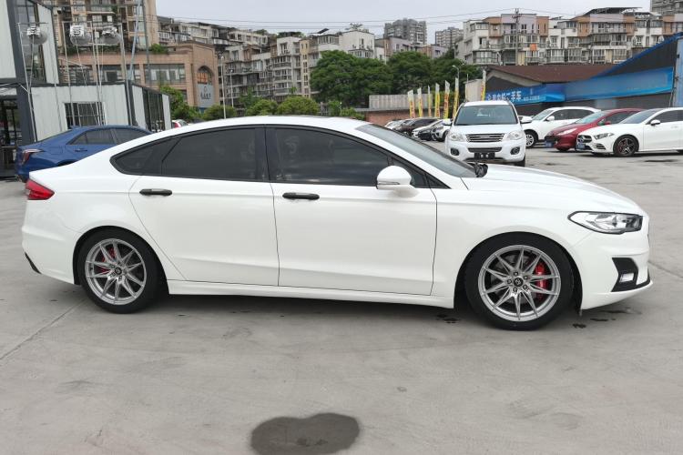 福特 蒙迪欧 2018款 EcoBoost 200 智控时尚型 国VI车身外观6002