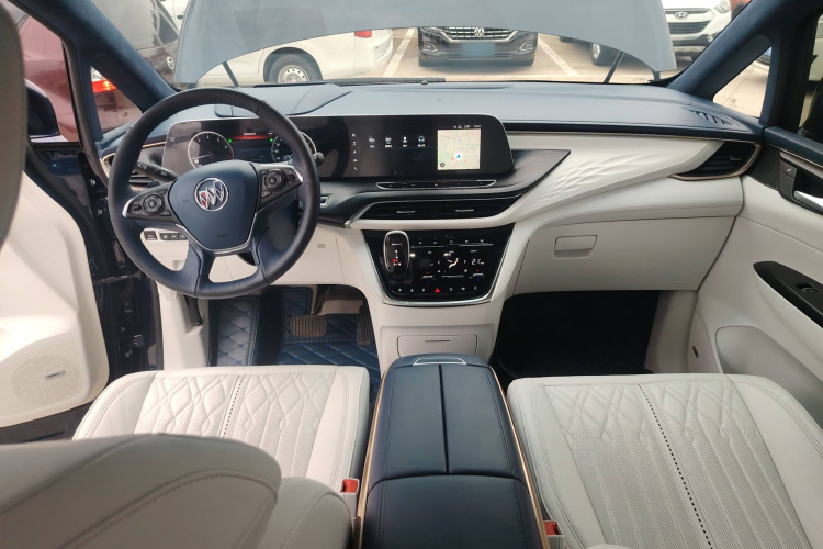 别克GL8 2020款 Avenir艾维亚 四座尊礼版中控内饰12