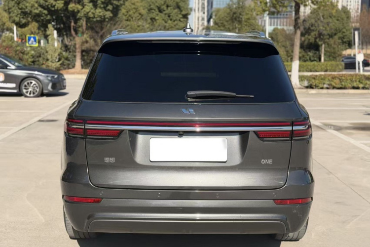 理想汽车 理想ONE 2020款 增程6座版车身外观6004