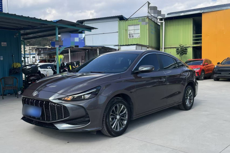 名爵 MG5 2025款 180DVVT 全球豪华版车身外观1