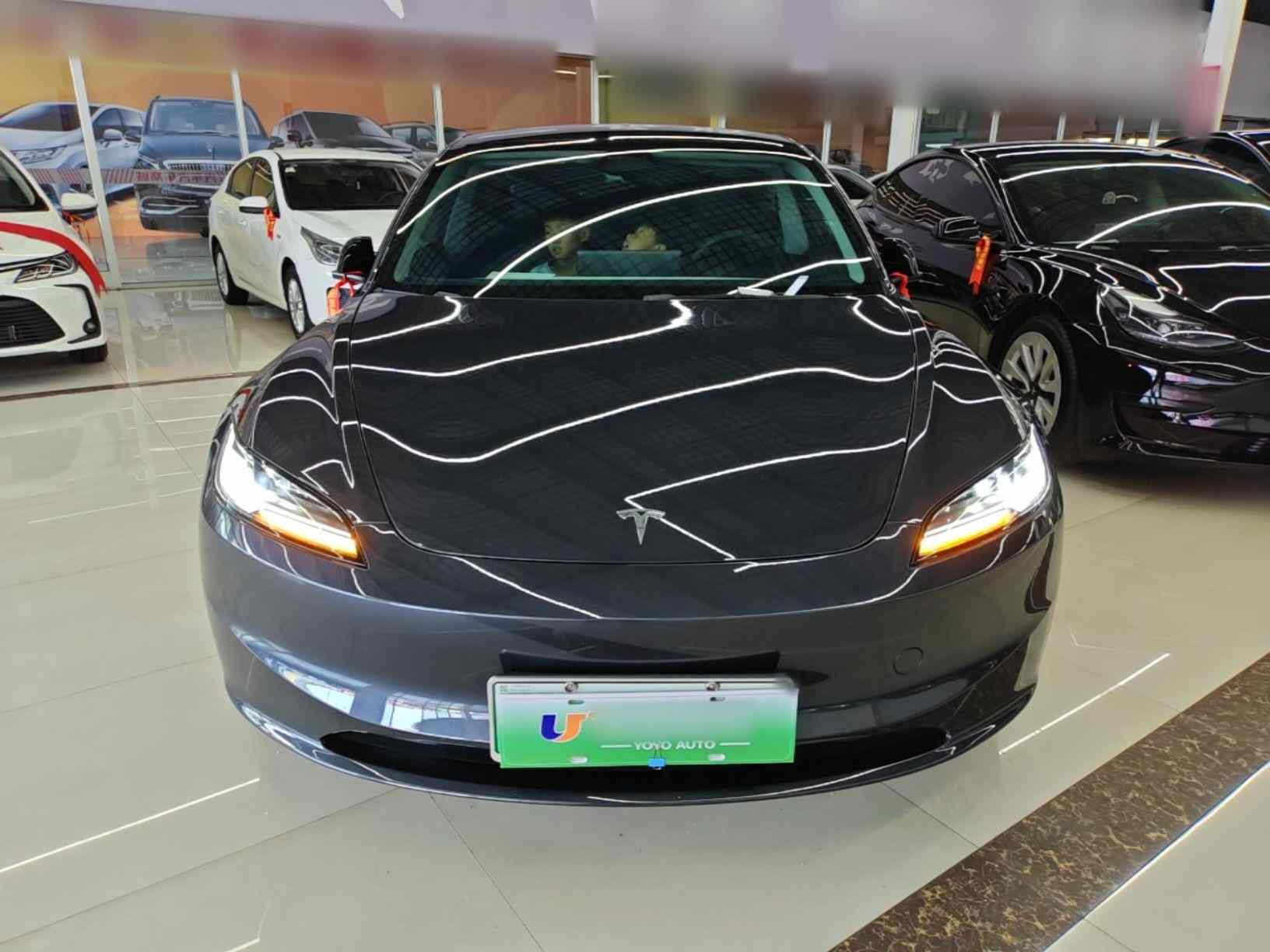 特斯拉 Model 3 2025款 后轮驱动版(1)