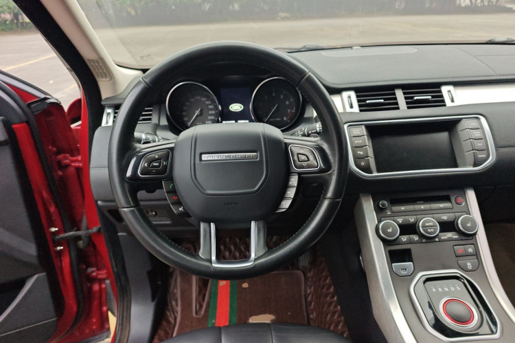 路虎 揽胜极光 2015款 2.0T 五门智耀版中控内饰13