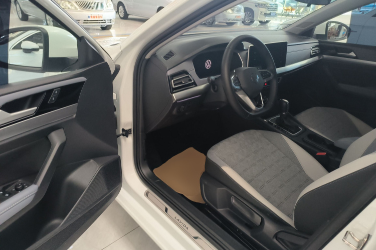大众 朗逸 2023款 280TSI DSG满逸版中控内饰7003