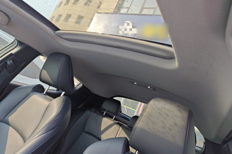 丰田C-HR 2021款 2.0L 豪华版中控内饰22