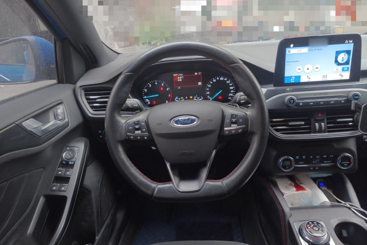 福特 福克斯 2019款 两厢 EcoBoost 180 自动ST Line中控内饰13