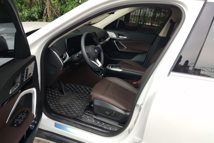 宝马X1 2023款 sDrive25Li X设计套装中控内饰7003