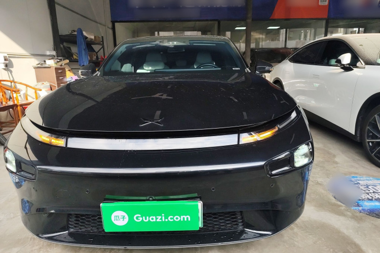 小鹏P7 2024款 P7i 702 Max 鹏翼版车身外观6001