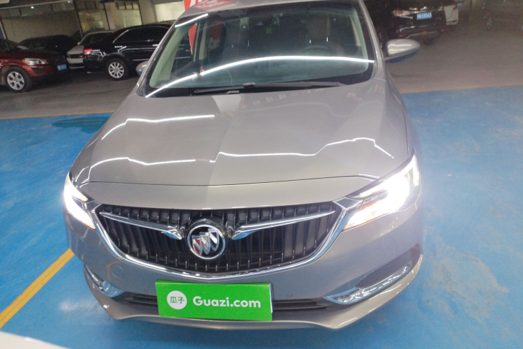 别克GL6 2018款 18T 6座尊贵型车身外观2