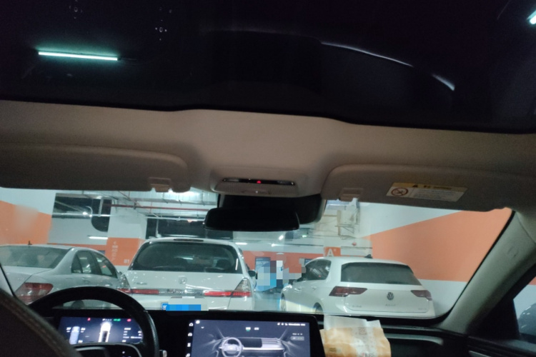 小鹏P7 2022款 586G局部细节22