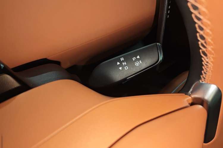 长安启源E07 2025款 纯电 四驱 90kWh Ultra高性能版局部细节18