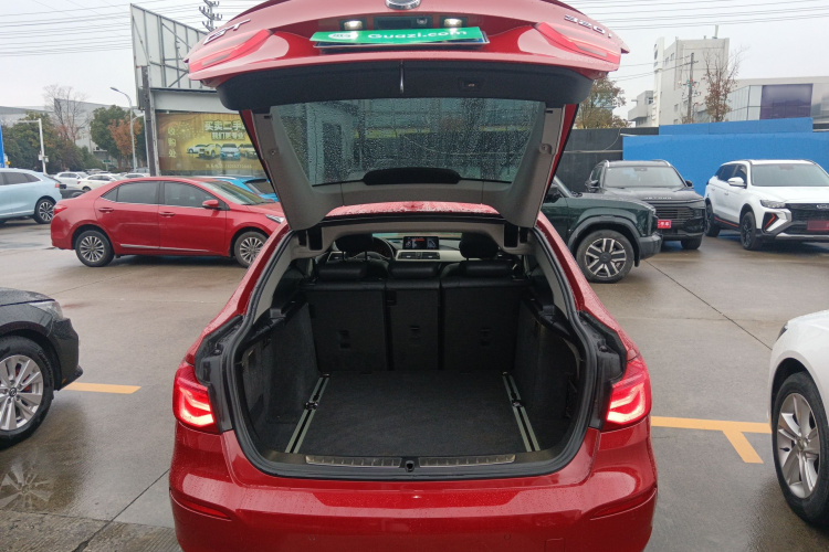 宝马3系GT 2017款 320i 时尚型局部细节23