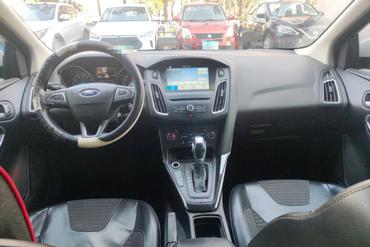 福特 福克斯 2015款 两厢 EcoBoost 180 自动精英型中控内饰12