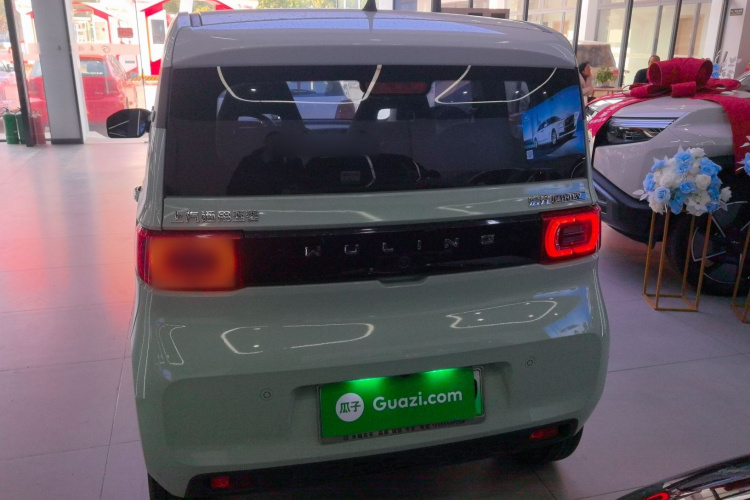 五菱汽车 宏光MINIEV 2022款 马卡龙臻享款 磷酸铁锂车身外观6