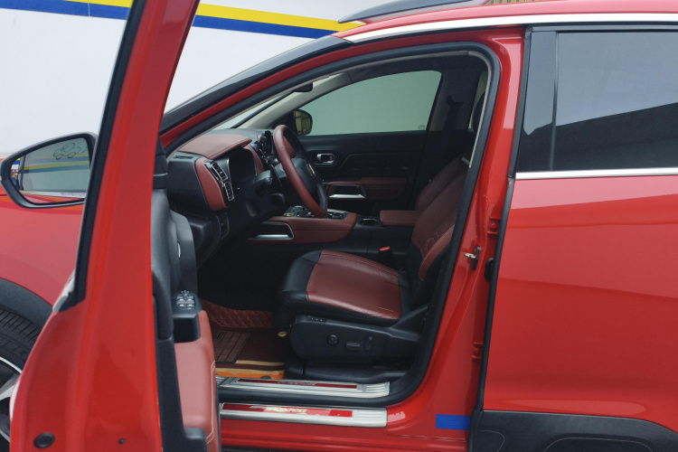 雪铁龙 天逸 C5 AIRCROSS 2017款 380THP 旗舰型中控内饰19