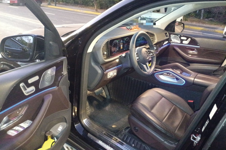 奔驰GLE 2020款 改款 GLE 350 4MATIC 时尚型特别版中控内饰20