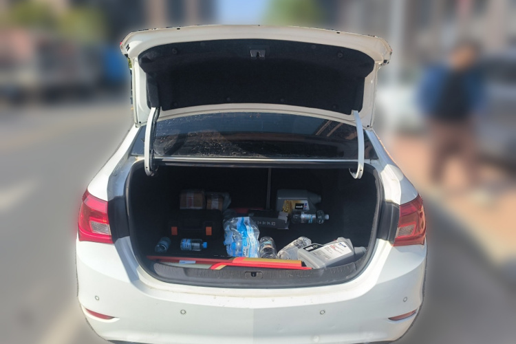 别克 英朗 2016款 15N 自动精英型中控内饰23