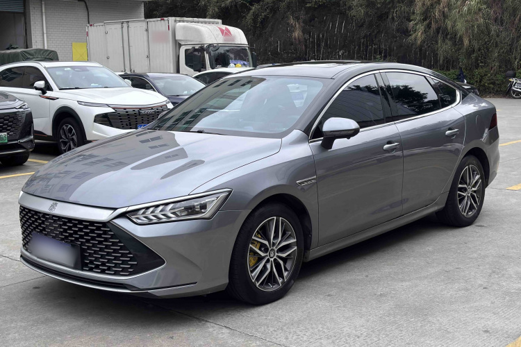 比亚迪 秦PLUS 2021款 DM-i 55KM 旗舰型车身外观1